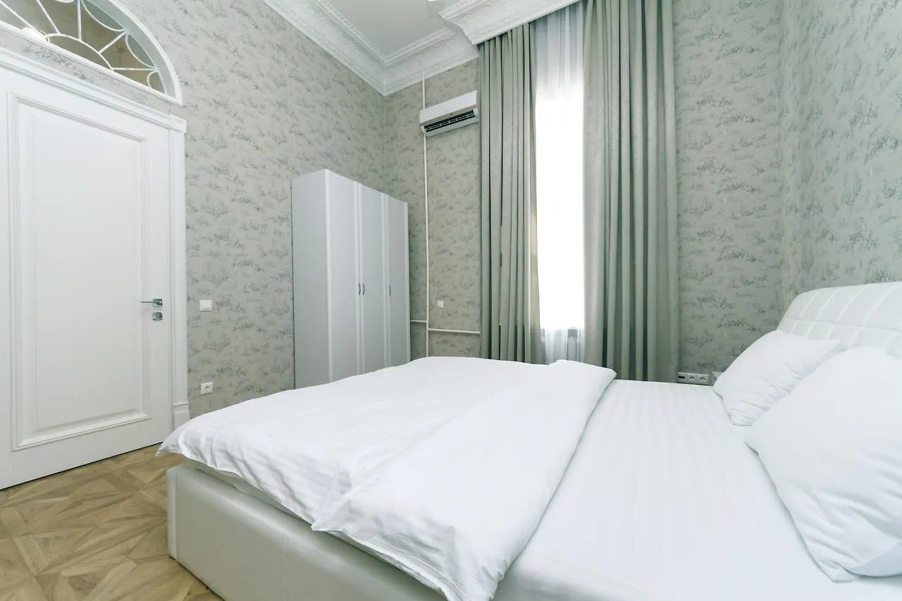 VIP apartment near Kreschatyk, 31а Pushkinska Street Киев Украина