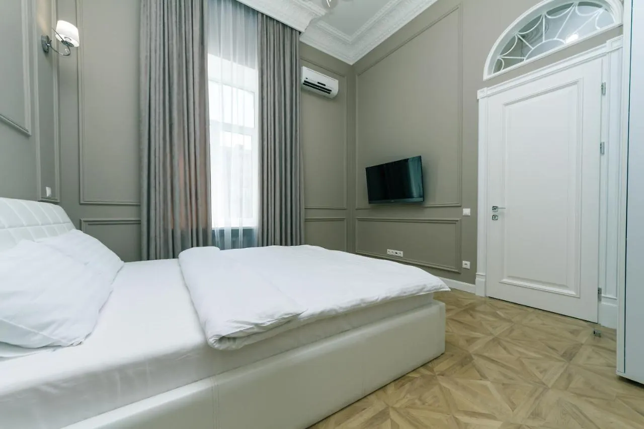 VIP apartment near Kreschatyk, 31а Pushkinska Street Киев
