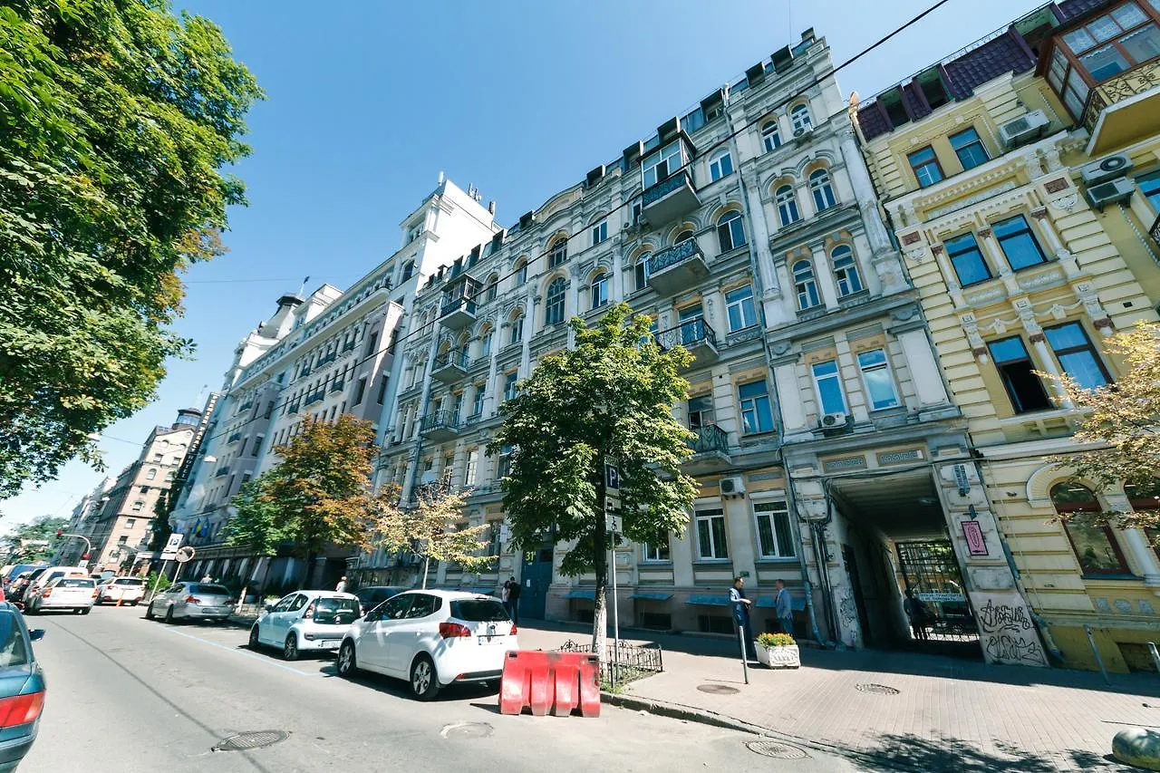 VIP apartment near Kreschatyk, 31а Pushkinska Street Киев 0*,  Украина