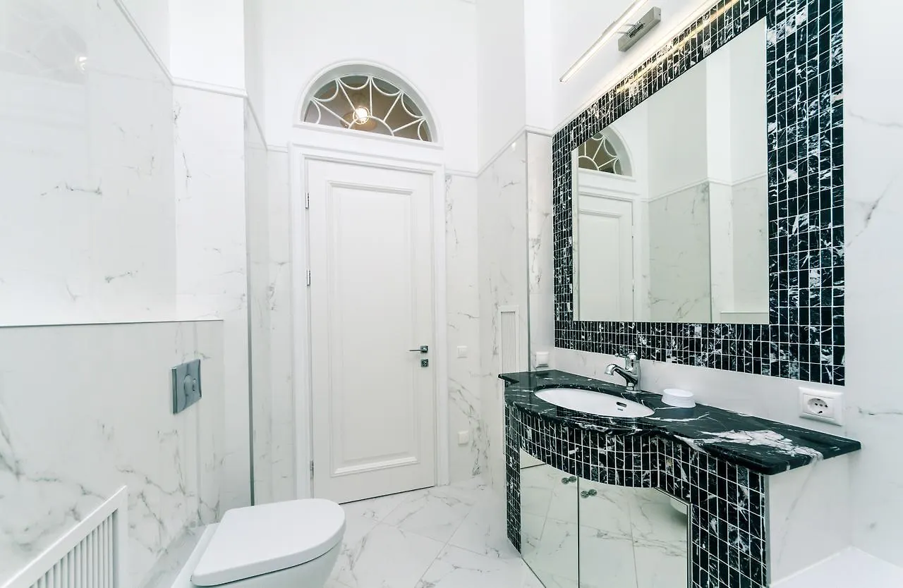 Vip Apartment Near Kreschatyk, 31А Pushkinska Street Kijev