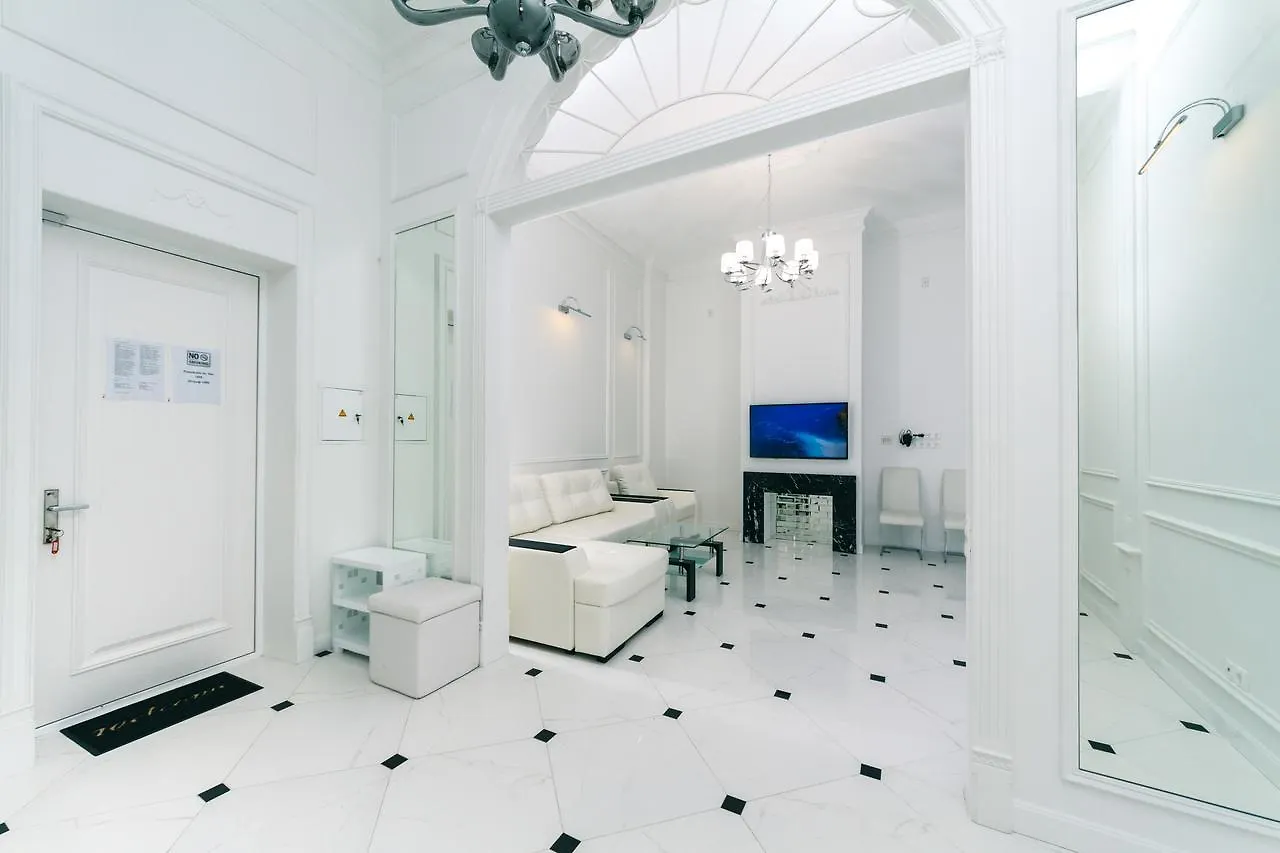Vip Apartment Near Kreschatyk, 31А Pushkinska Street Kijev