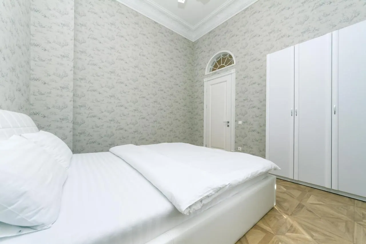 Vip Apartment Near Kreschatyk, 31А Pushkinska Street Kijev