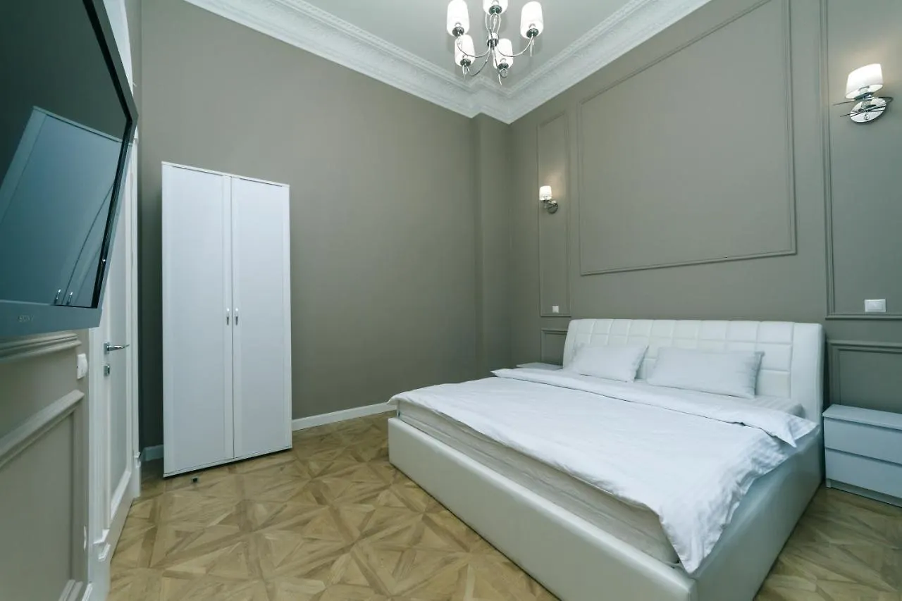 Vip Apartment Near Kreschatyk, 31А Pushkinska Street Kijev