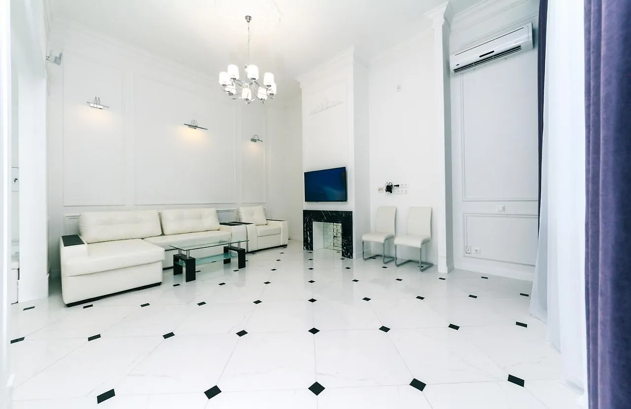 Vip Apartment Near Kreschatyk, 31А Pushkinska Street Kijev